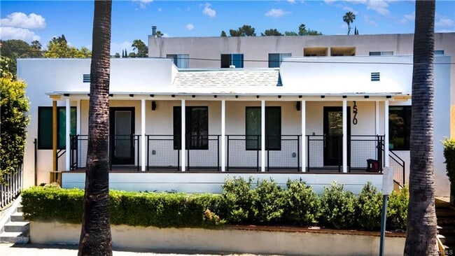 Building Photo - 1570 Myra Ave