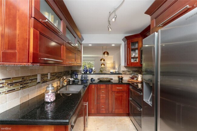 Foto del edificio - 3 br, 2 bath Condo - 191 Lakeview Dr Apt 201
