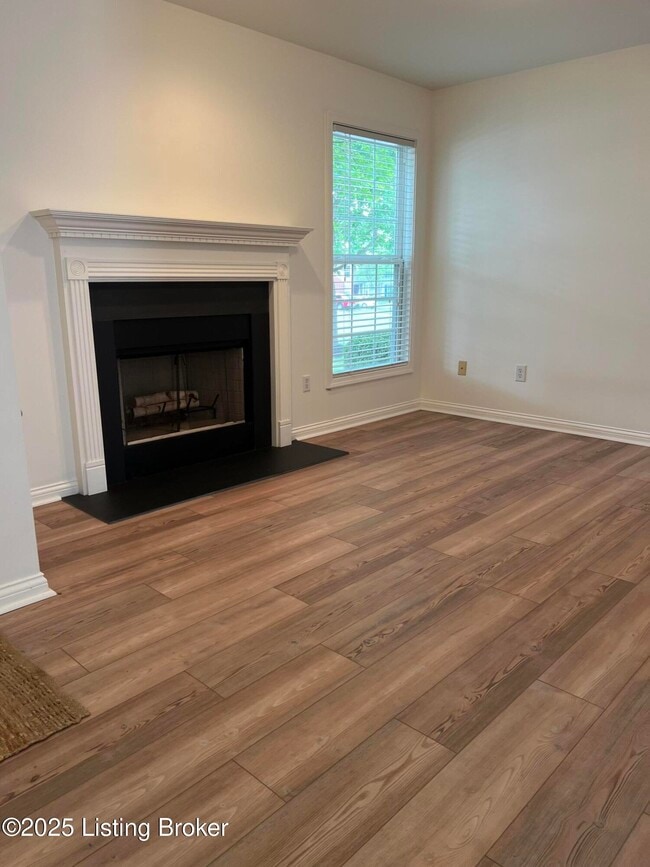 Building Photo - 524 Jurich Ct