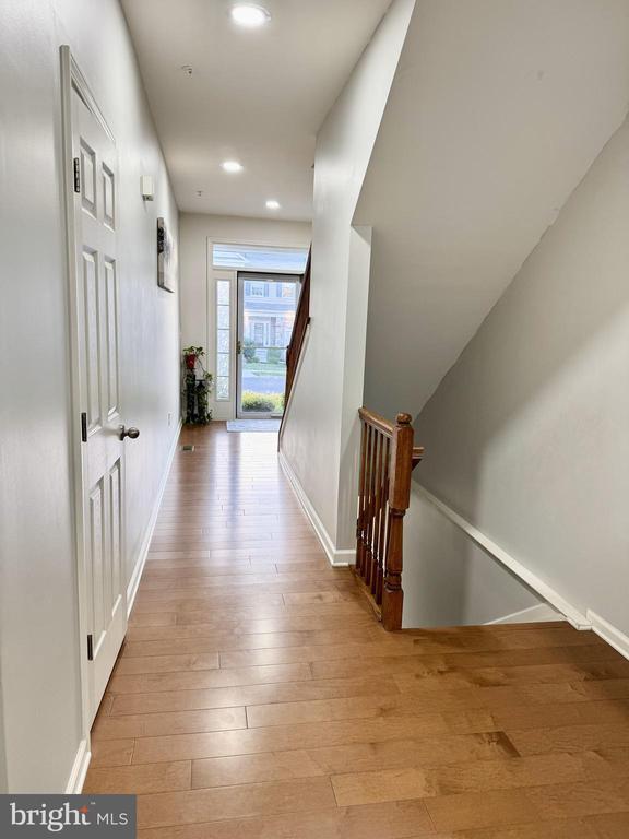 Foto del edificio - 257 Fairfield Cir W