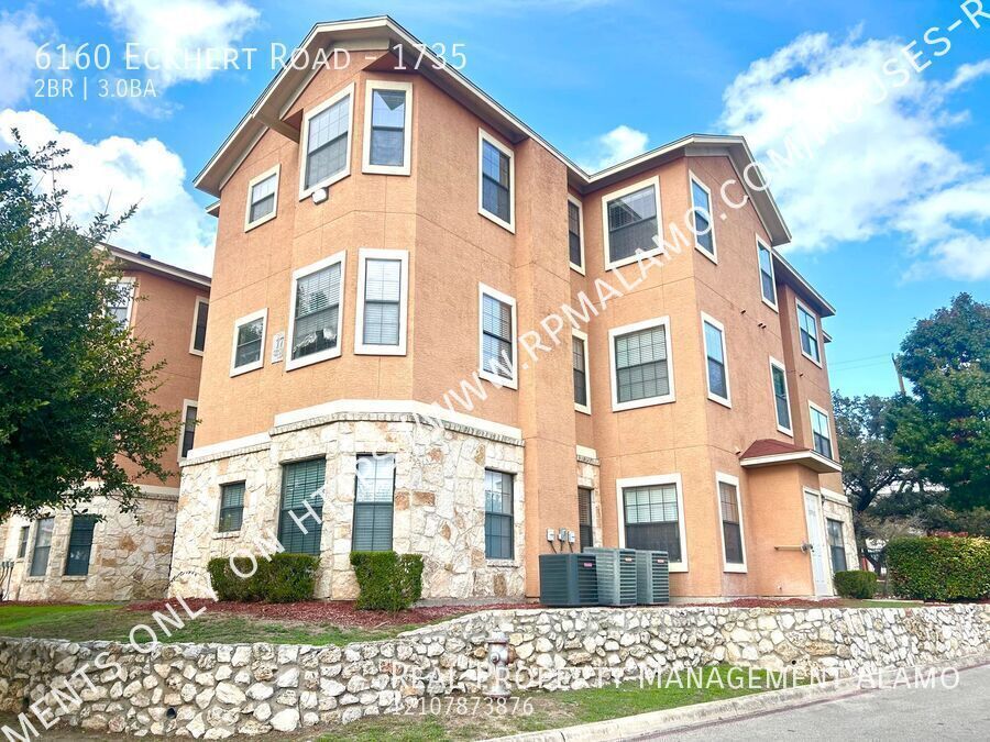 Primary Photo - AVAILABLE NOW! 2 Bedroom / 3 Bath Condo Ne...