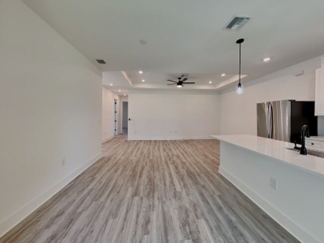 Building Photo - 26473 Explorer Rd