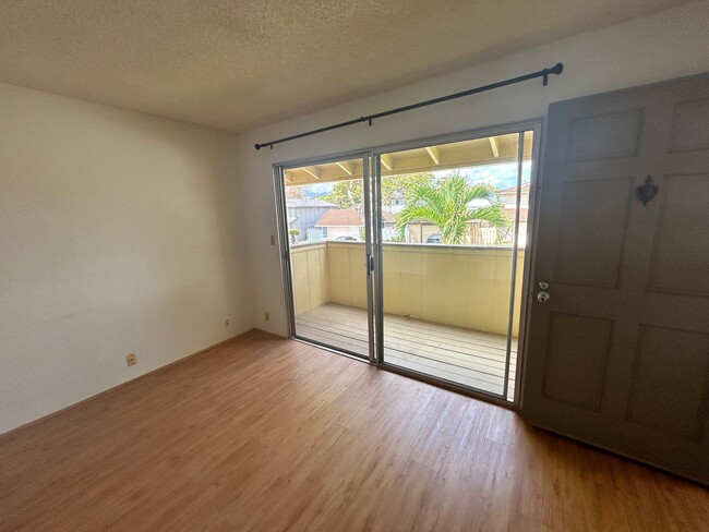 Foto del edificio - Waipio Townhouse 1-BR, 1-BA