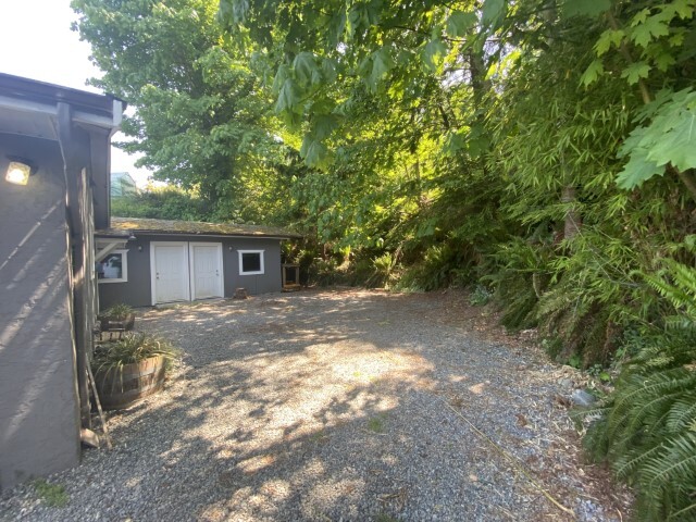 Building Photo - 5119 Laguna Way