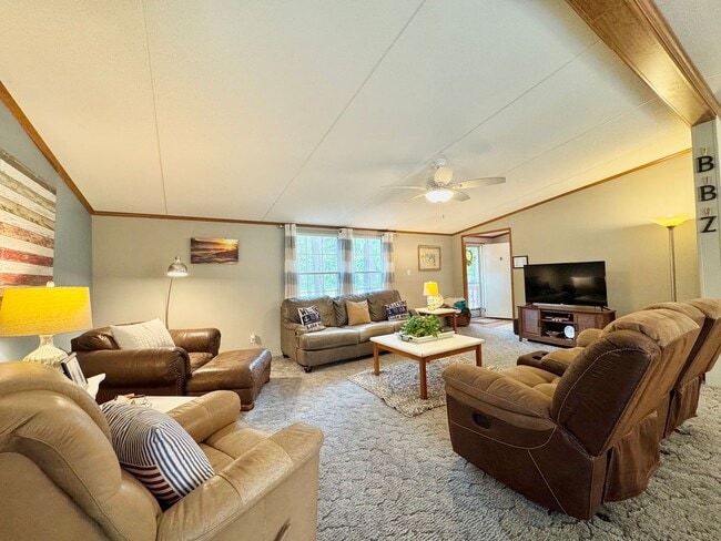 Foto del edificio - Life Just Got Better.-Short Term Rental