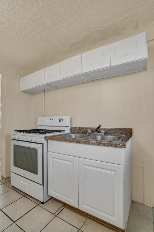 Foto del edificio - 4709 Maxwell