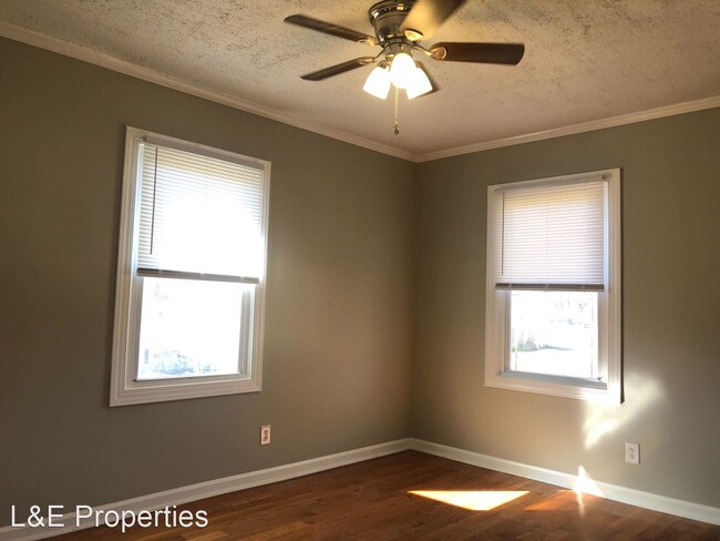 Building Photo - 4 br, 2 bath House - 408 Forestway Drive