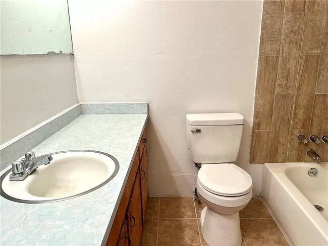 Foto del edificio - 2226 Formosa Cir