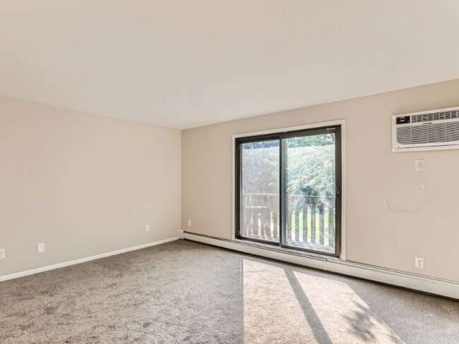 Foto del edificio - 7236 72nd Ln N