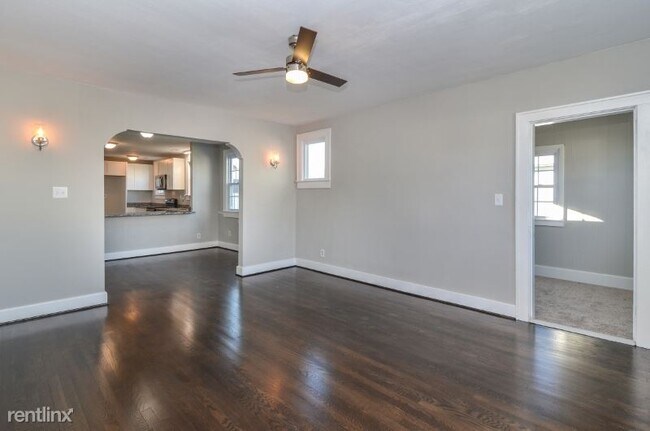 Foto del edificio - 3 br, 2 bath House - 3211 Madison Ave
