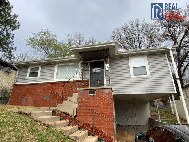 Foto del edificio - 711 W 54th St