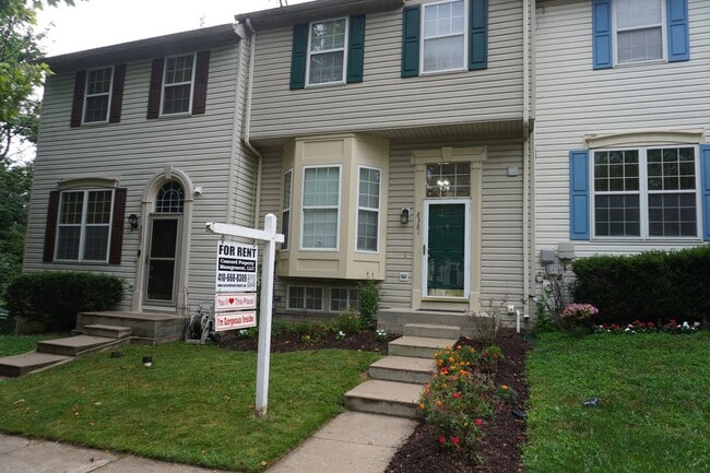 Building Photo - 8381 Township Dr