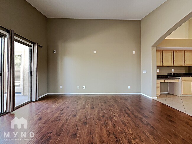 Building Photo - 2226 W Roy Rogers Rd