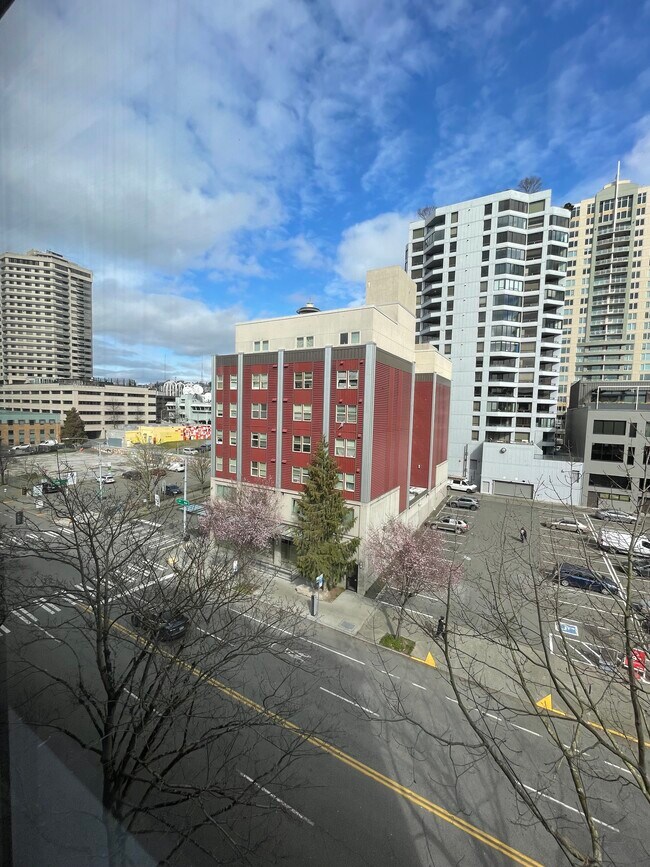 Estudio 396SF - Vista urbana - The Cedars