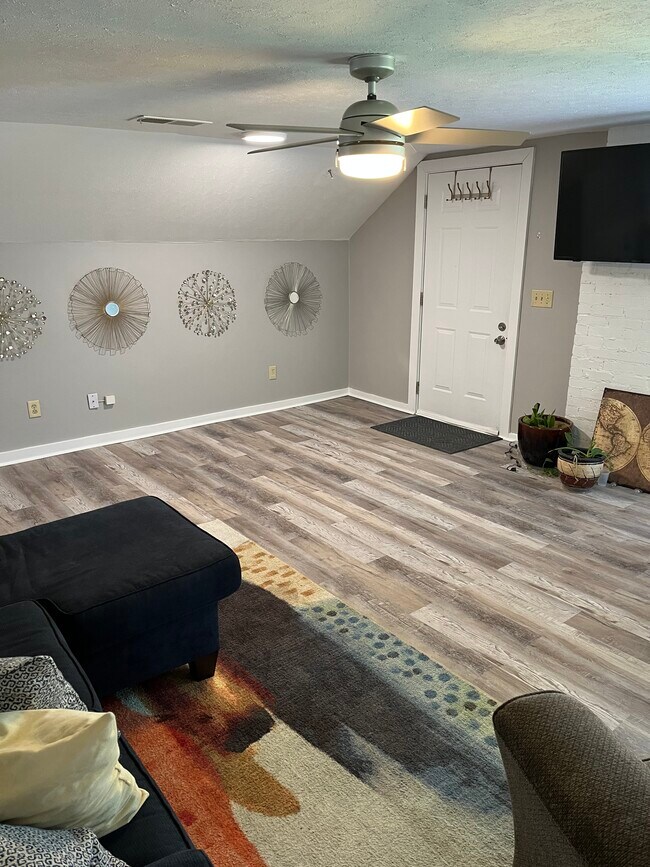 6787 Strickland St Unit B, Douglasville, GA 30134 Apartments in