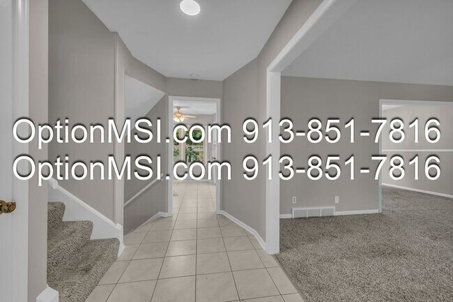 Building Photo - SMSD!! Amaziing Value at a great price!