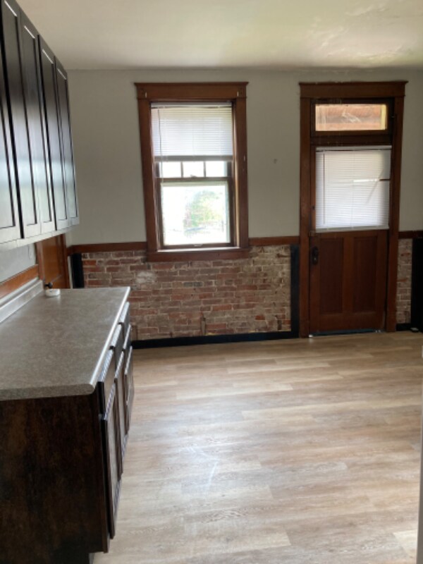 Foto del edificio - 4658-4658 Michigan Ave