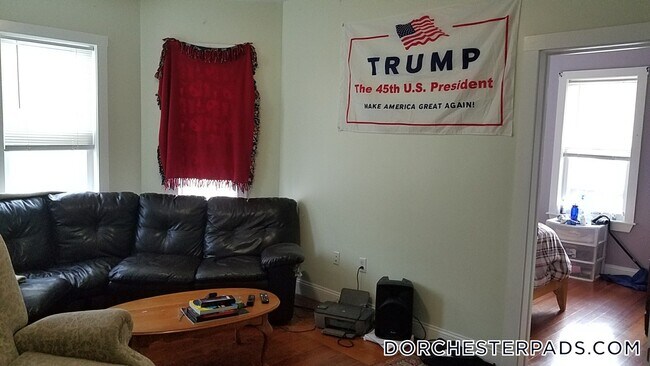 Foto del edificio - 1085 Dorchester Ave