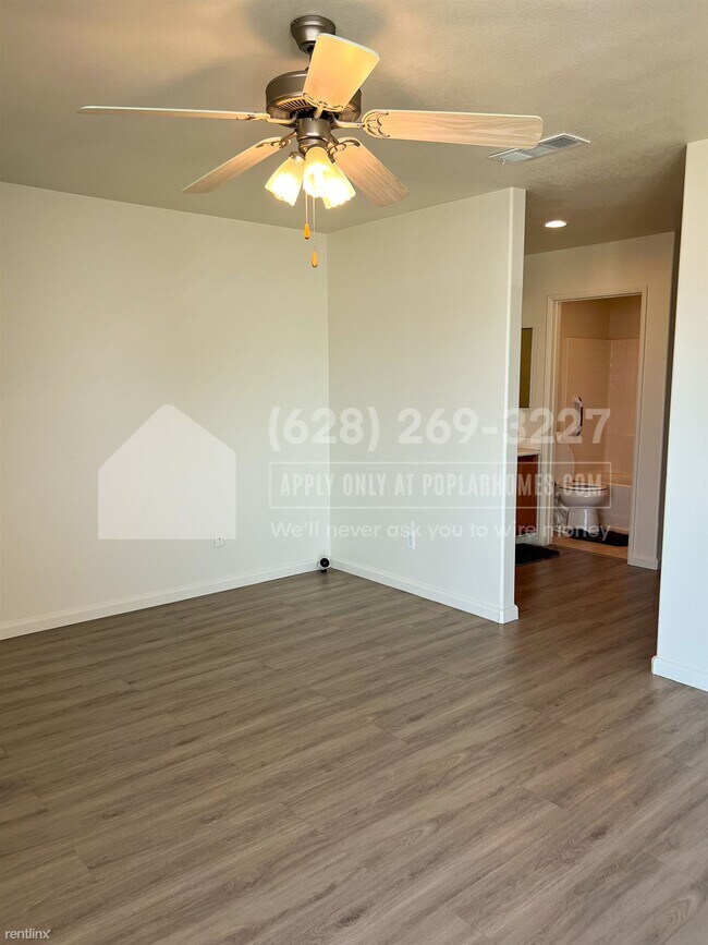 Building Photo - 3 br, 2 bath House - 66389 Desert View Ave...