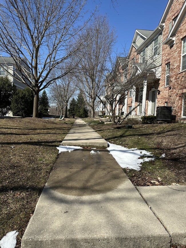 Building Photo - 2518 Anna Wy