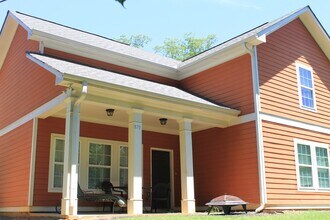 Building Photo - 870 Dr Martin Luther King Pkwy