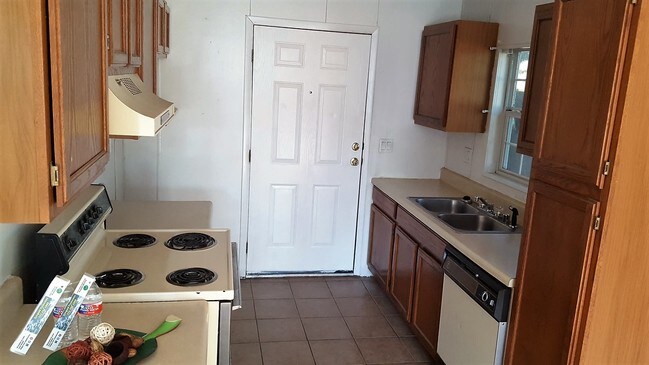 Cocina equipada - 200A Aster St