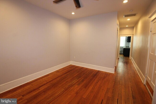 Foto del edificio - 132 W Court St