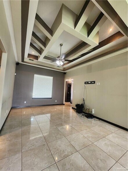 Building Photo - 3012 Guadalupe Ave