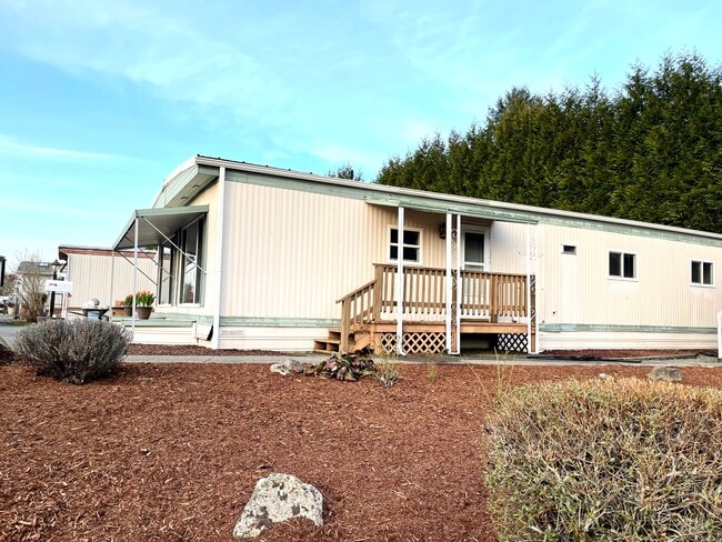 Foto del edificio - 2322 Tacoma Rd E