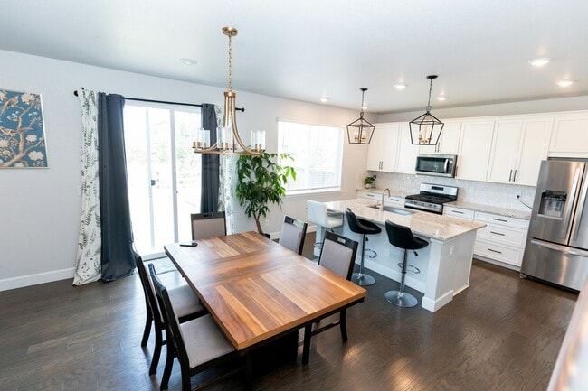 Building Photo - 13534 Tree Sparrow Ln