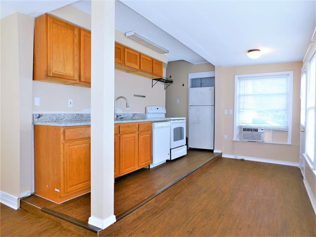 Foto del edificio - 216 Maple St