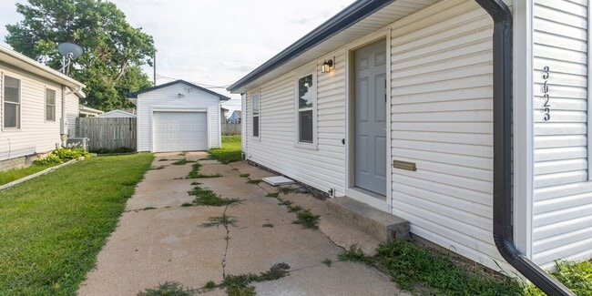 Photo - Renovated Home with Detached Garage & Quic...