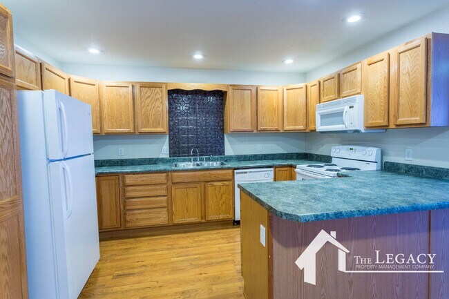 Foto del edificio - Eastside Townhome