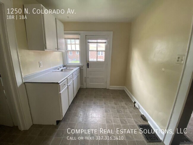 Foto del edificio - 1250 N Colorado Ave