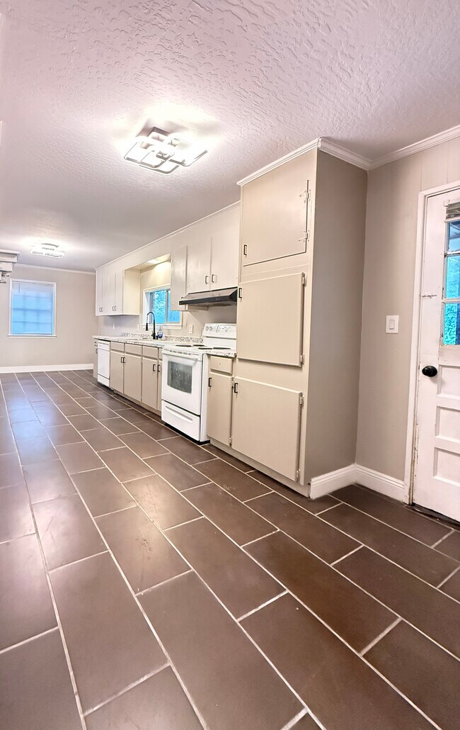 Foto del edificio - 27 Ford Loop