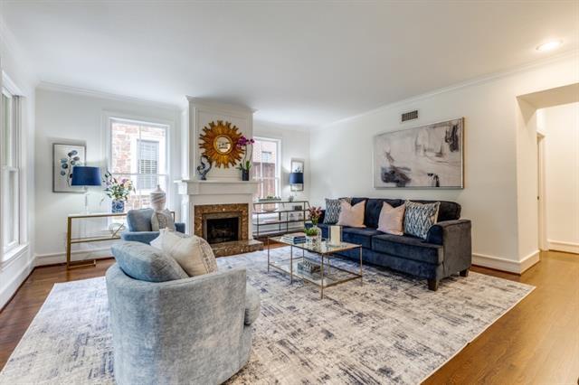 Foto del edificio - 3829 Amherst Ave
