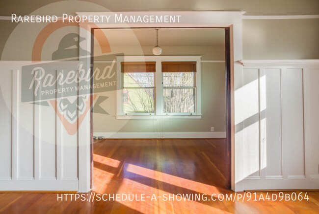 Foto del edificio - Huge Historic Luxury Rental in NE Portland!