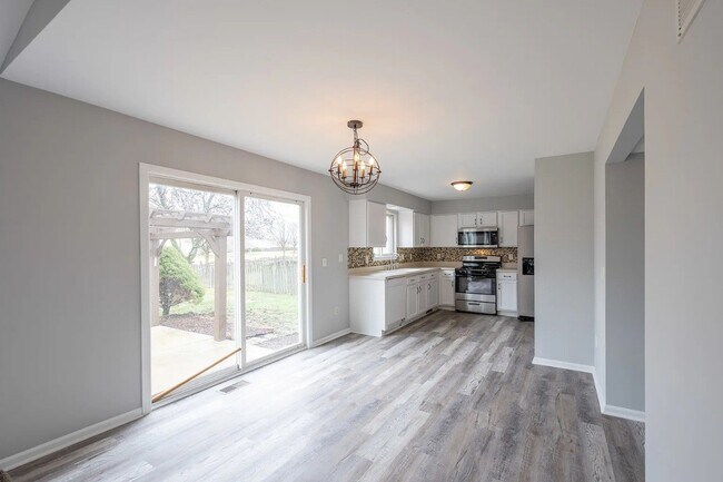 Foto del edificio - 21420 Georgetown Dr