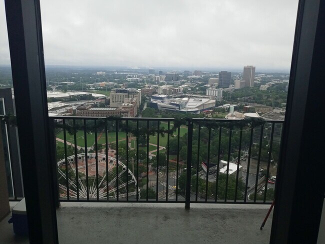 Foto del edificio - 130 Luckie St NW
