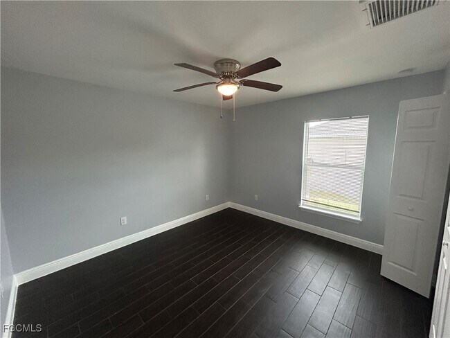 Foto del edificio - 1257 Columbus Blvd