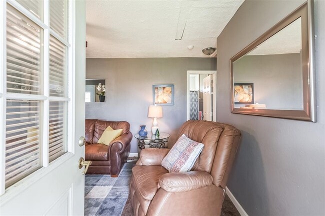 Foto del edificio - 8107 Tye Ln