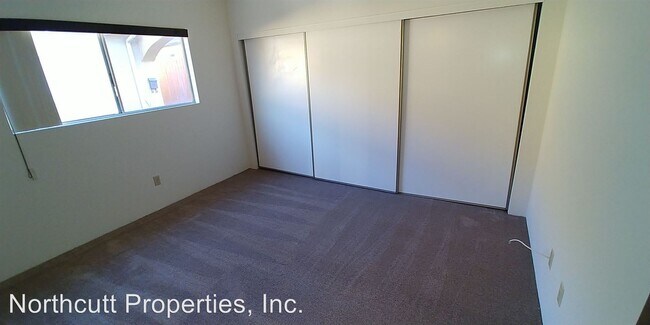 Foto del edificio - 7484 Armstrong Pl