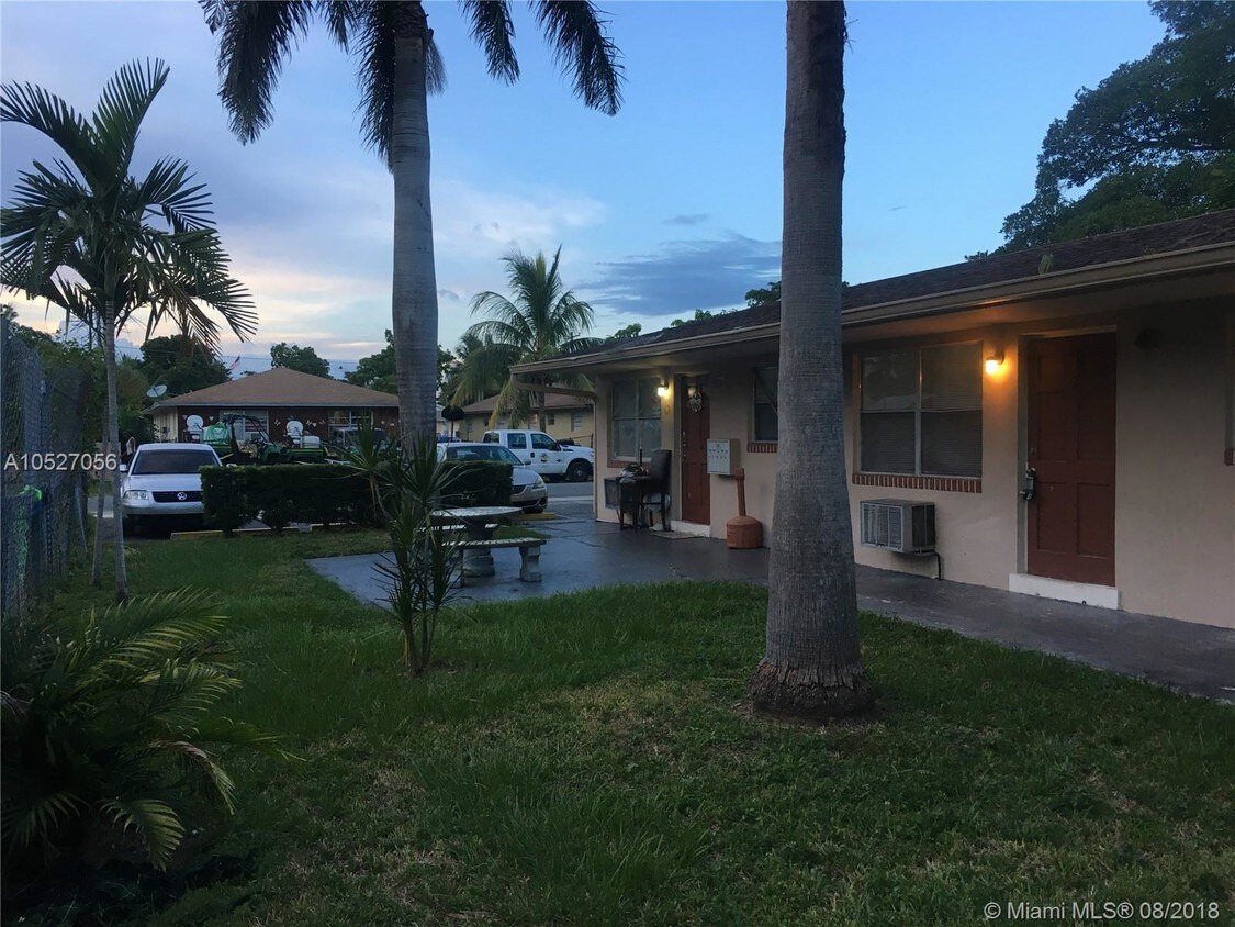 Foto principal - 55 SW 13th St