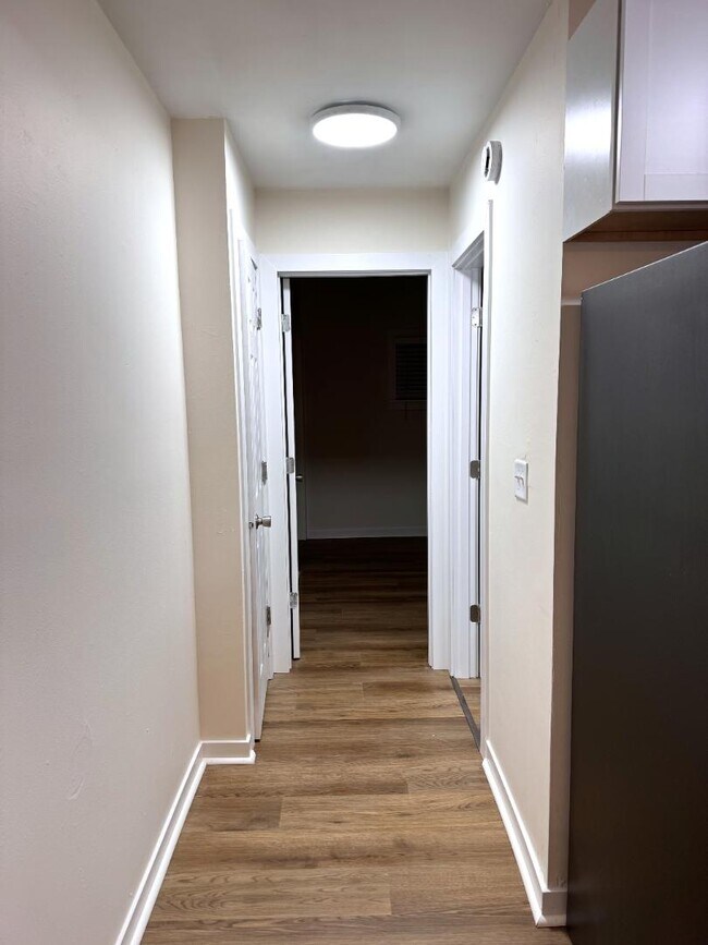 Foto del edificio - 2007 Burton Ave