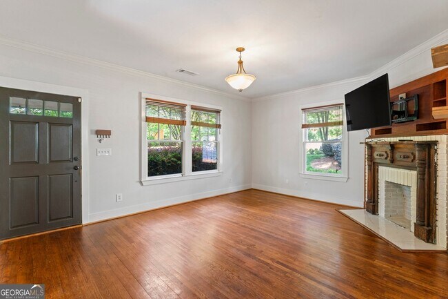 Foto del edificio - 1422 Metropolitan Ave SE