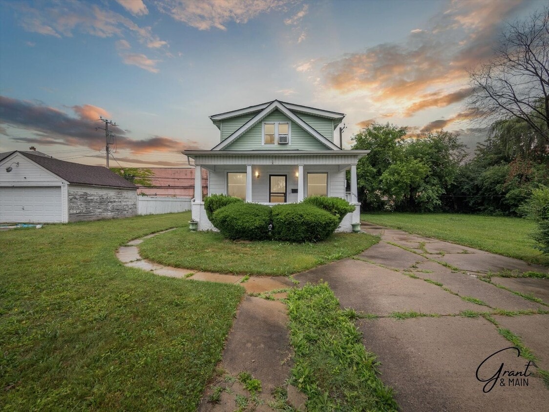 Primary Photo - 14702 Winthrop St