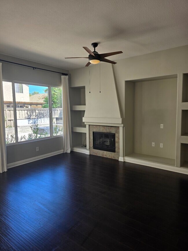 Foto del edificio - 27550 Nellie Ct
