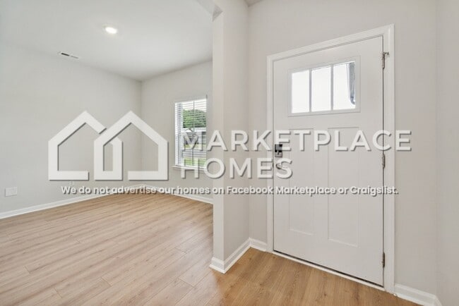 Foto del edificio - 15678 Brickman Ln