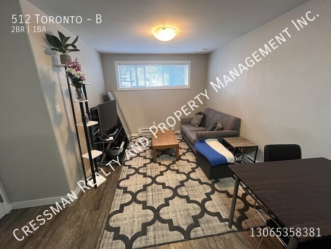 Building Photo - 2 Bed 1 Bath Basement Suite in Churchill Downs