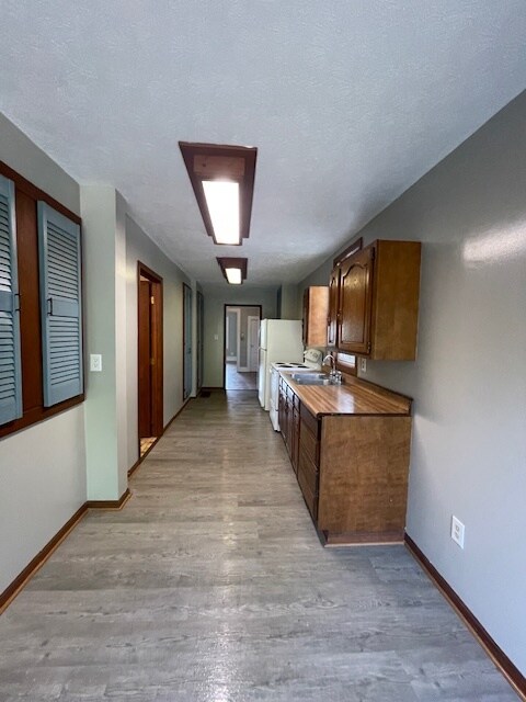 Foto del edificio - 617 Rex St